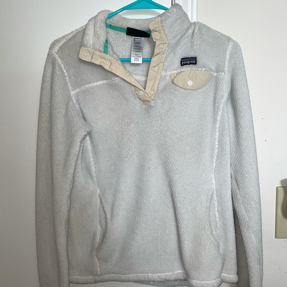 Patagonia Kids XL White Snap Pullover